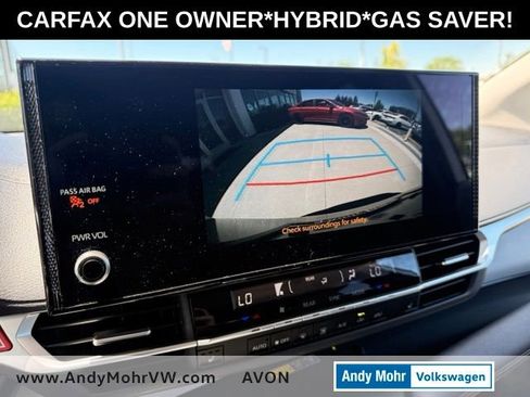 Used 2025 Toyota Sienna XLE FWD image 27