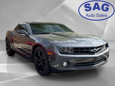 Used 2011 Chevrolet Camaro LT w/ RS Package RWD image 2