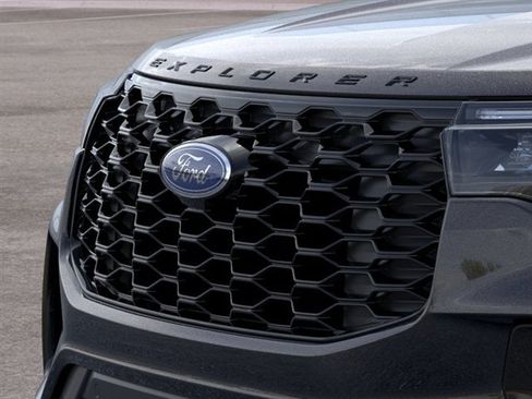 New 2026 Ford Explorer ST-Line w/ ST-Line Street Pack AWD/4WD image 17