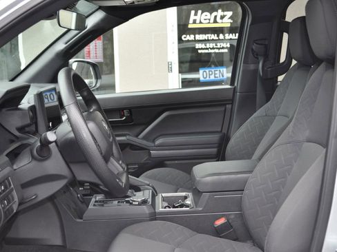 Used 2025 Toyota Tacoma SR5 image 6