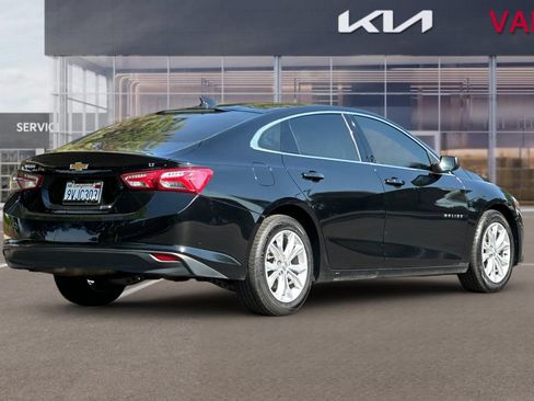 Used 2022 Chevrolet Malibu LT FWD image 4
