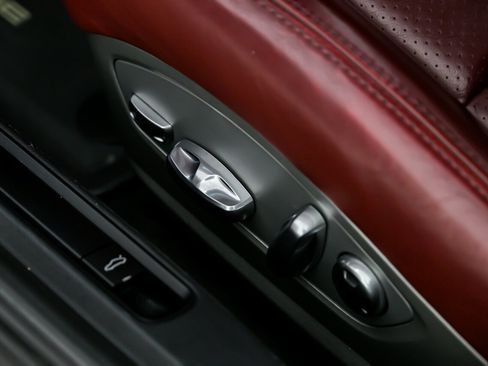Used 2018 Porsche 911 Carrera image 22