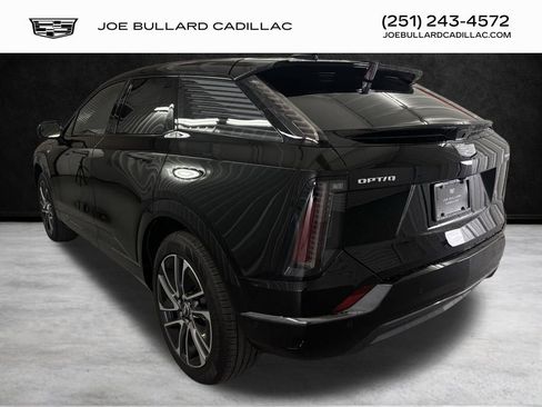 New 2025 Cadillac Optiq Sport 1 w/ LPO, Floor Liner Package image 4