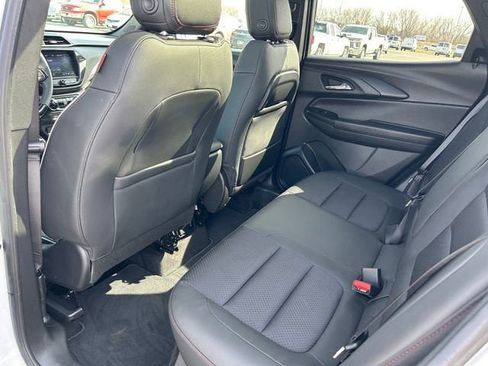 Used 2023 Chevrolet TrailBlazer RS w/ Sun and Liftgate Package image 12