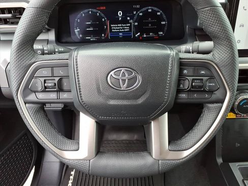Used 2024 Toyota Tacoma TRD Off-Road w/ TRD Off Road Upgrade Package AWD/4WD image 13