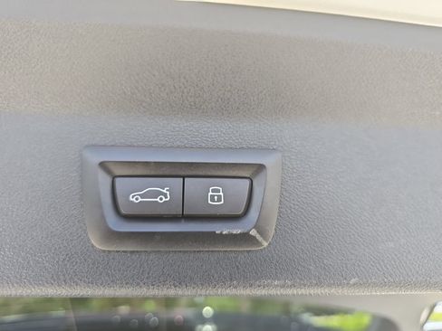 Certified 2024 BMW X3 sDrive30i w/ Convenience Package RWD image 19