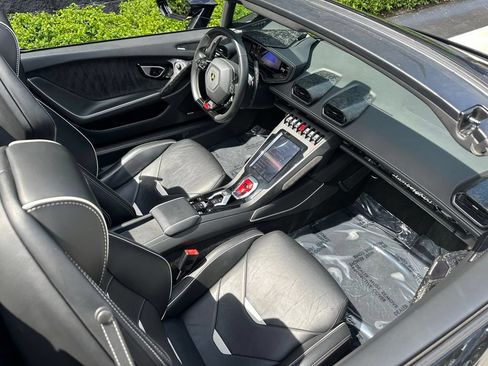 Used 2020 Lamborghini Huracan EVO AWD/4WD image 15