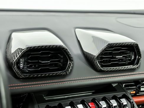 Used 2021 Lamborghini Huracan EVO RWD image 26