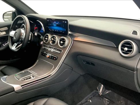 Certified 2022 Mercedes-Benz GLC 300 image 11