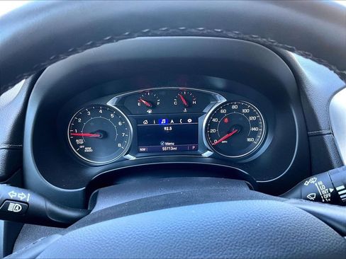Used 2023 GMC Terrain SLT AWD/4WD image 14