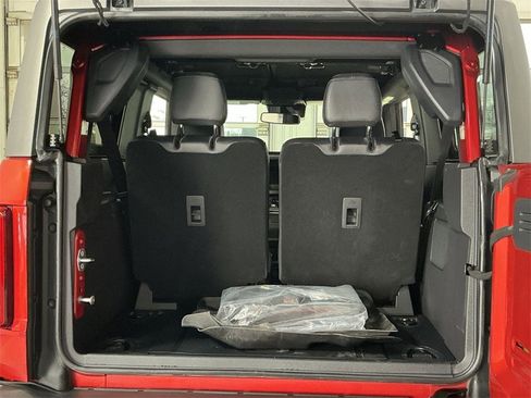 Used 2023 Ford Bronco Black Diamond image 32