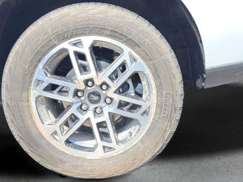 Used 2025 Ford Expedition Active AWD/4WD image 15