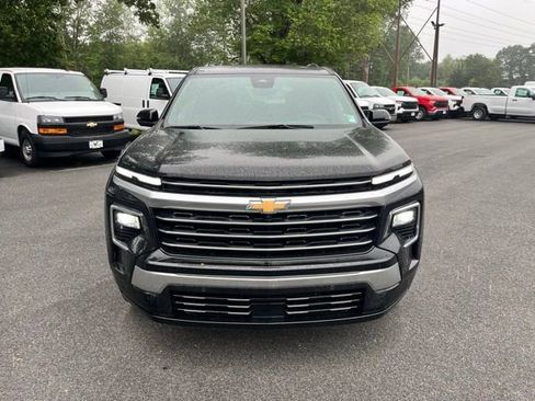 Used 2024 Chevrolet Traverse RS AWD/4WD image 3
