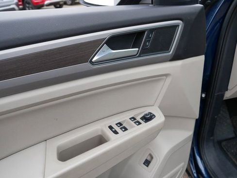 Used 2019 Volkswagen Atlas SE w/ Towing Package image 15