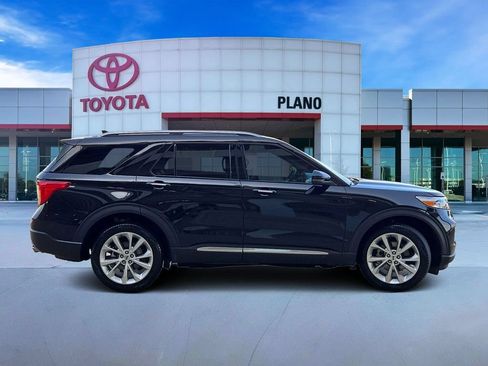 Used 2023 Ford Explorer Platinum w/ Technology Package AWD/4WD image 67