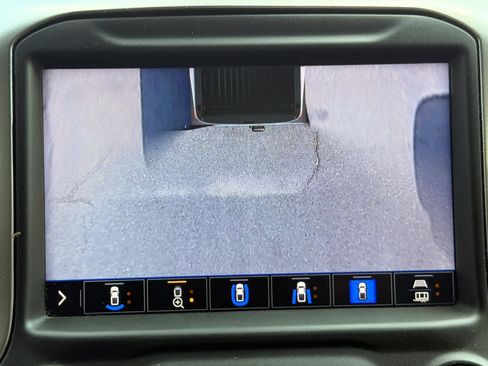 Used 2020 Chevrolet Silverado 3500 LTZ AWD/4WD image 47