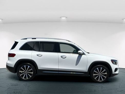 Certified 2022 Mercedes-Benz GLB 250 4MATIC image 8