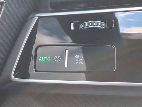 Used 2024 Audi SQ8 Prestige AWD/4WD image 24