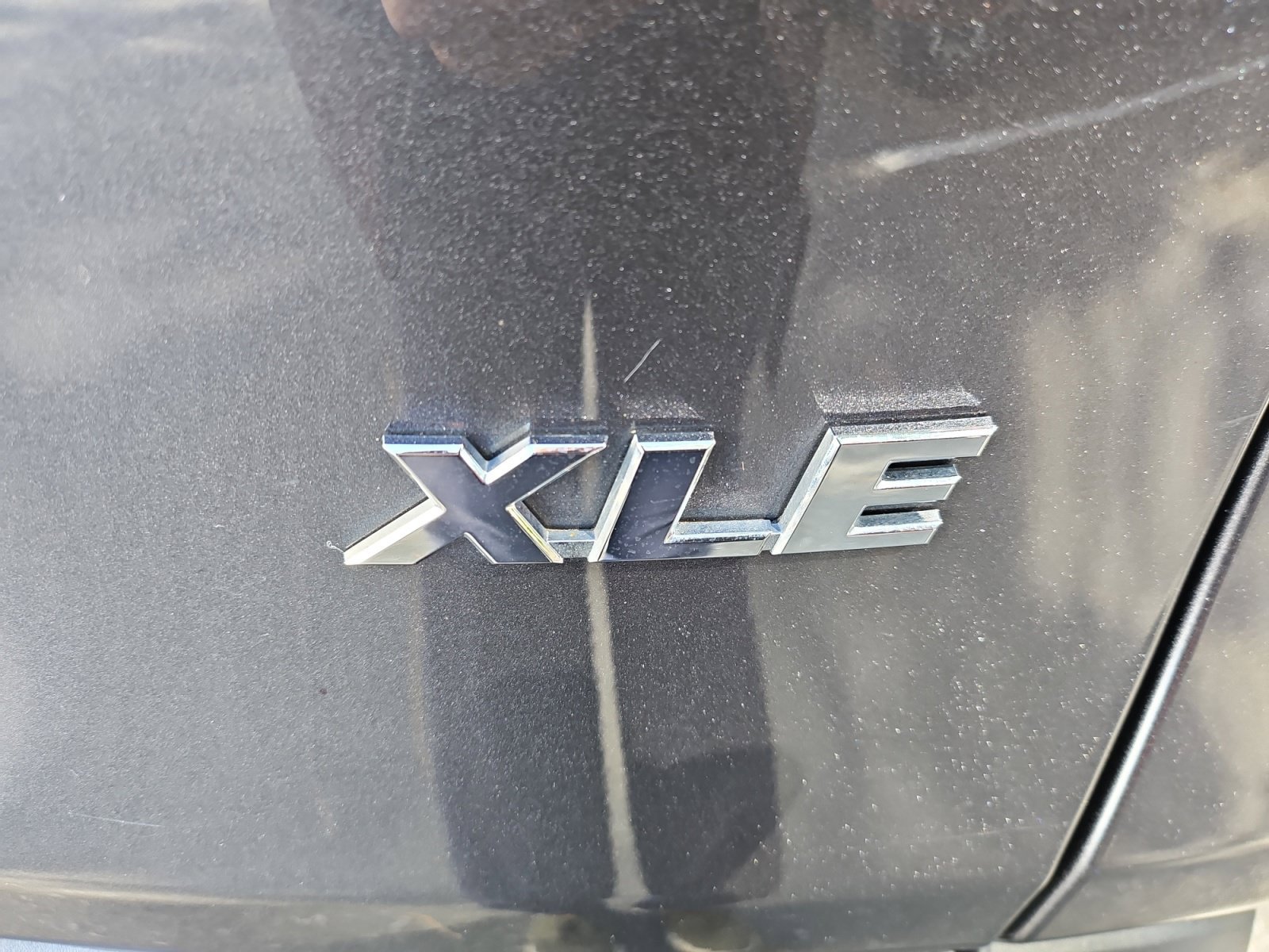 Used 2023 Toyota RAV4 XLE FWD image 13