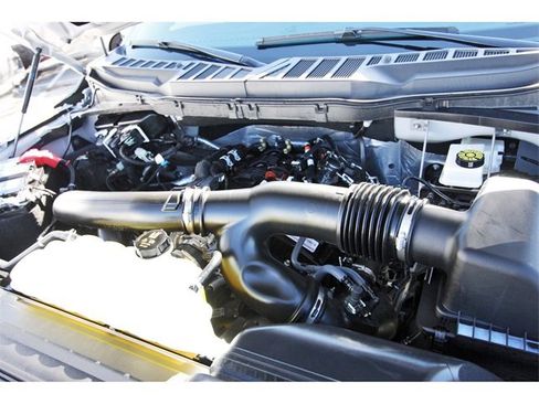 Used 2025 Ford F150 Lariat w/ Equipment Group 501A Mid image 31