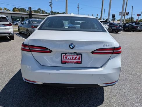 New 2026 BMW 530i RWD image 5