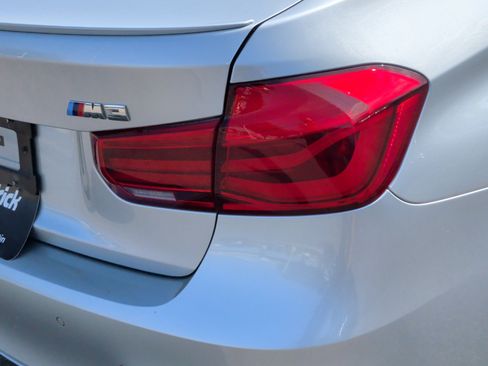Used 2017 BMW M3 Sedan image 11