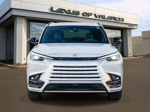 New 2026 Lexus TX 500h F SPORT Performance Premium image 6