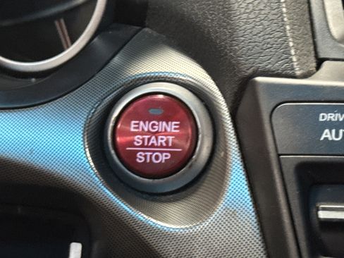 Used 2009 Acura TL SH-AWD image 16