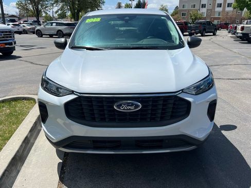 Used 2025 Ford Escape Active w/ Tech Pack #1 AWD/4WD image 4