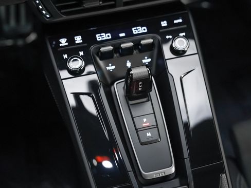 Used 2025 Porsche 911 Carrera 4 GTS image 21