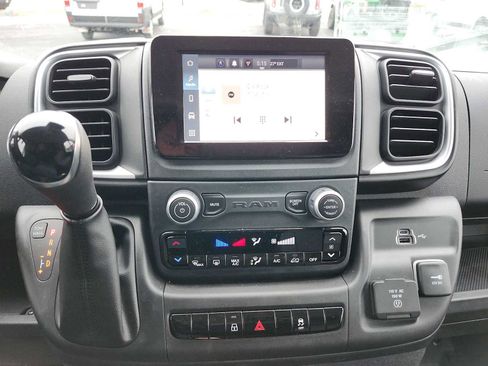 New 2024 RAM ProMaster 3500 w/ Quick Order Package 22G SLT image 13