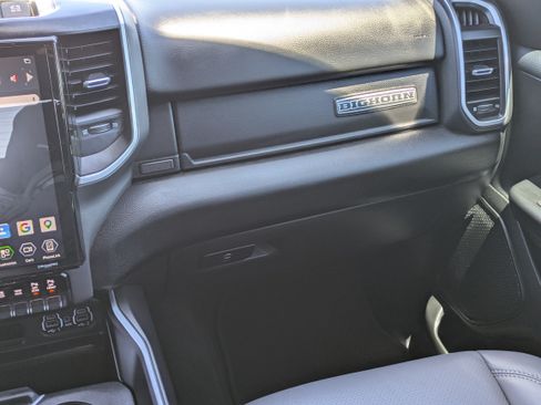 Used 2023 RAM 1500 Big Horn AWD/4WD image 17