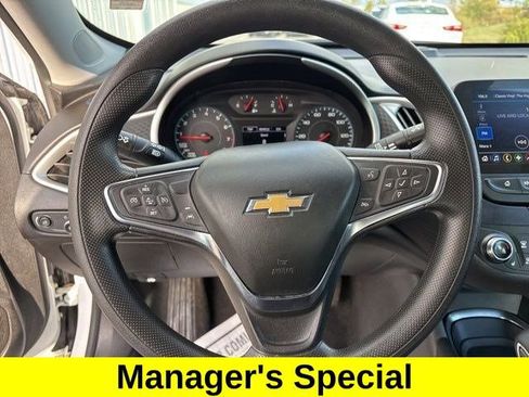 Used 2024 Chevrolet Malibu LT image 15
