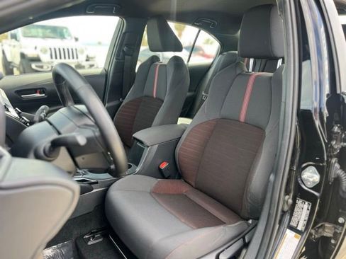 Certified 2026 Toyota Corolla SE w/ SE Package FWD image 9