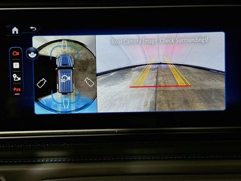 Used 2025 Mercedes-Benz G 580 w/ EQ Technology image 16