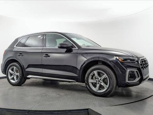 Used 2021 Audi Q5 2.0T Premium w/ Convenience Package AWD/4WD image 11