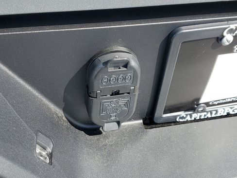 New 2026 GMC Sierra 1500 SLE image 6