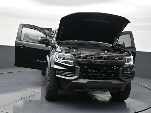 Used 2022 Chevrolet Colorado ZR2 w/ ZR2 Midnight Special Edition image 33
