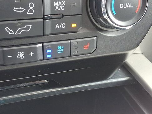 Used 2020 Ford F150 Lariat AWD/4WD image 27