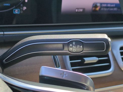 Used 2024 Mercedes-Benz GLE 350 4MATIC image 28