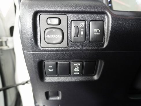 Used 2021 Toyota 4Runner Limited image 25