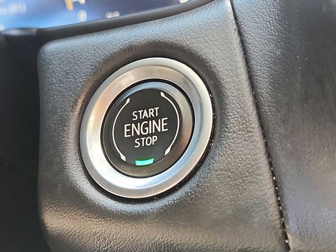 Used 2022 Chevrolet Tahoe Premier w/ Premium Package 2 image 23