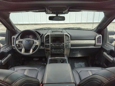 Used 2021 Ford F350 Platinum image 15