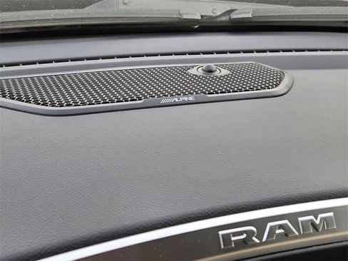 New 2026 RAM 1500 4x4 Crew Cab image 17