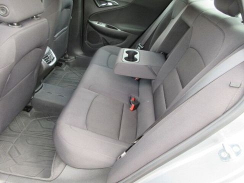 Used 2023 Chevrolet Malibu LT w/ LPO, Floor Liner Package image 13