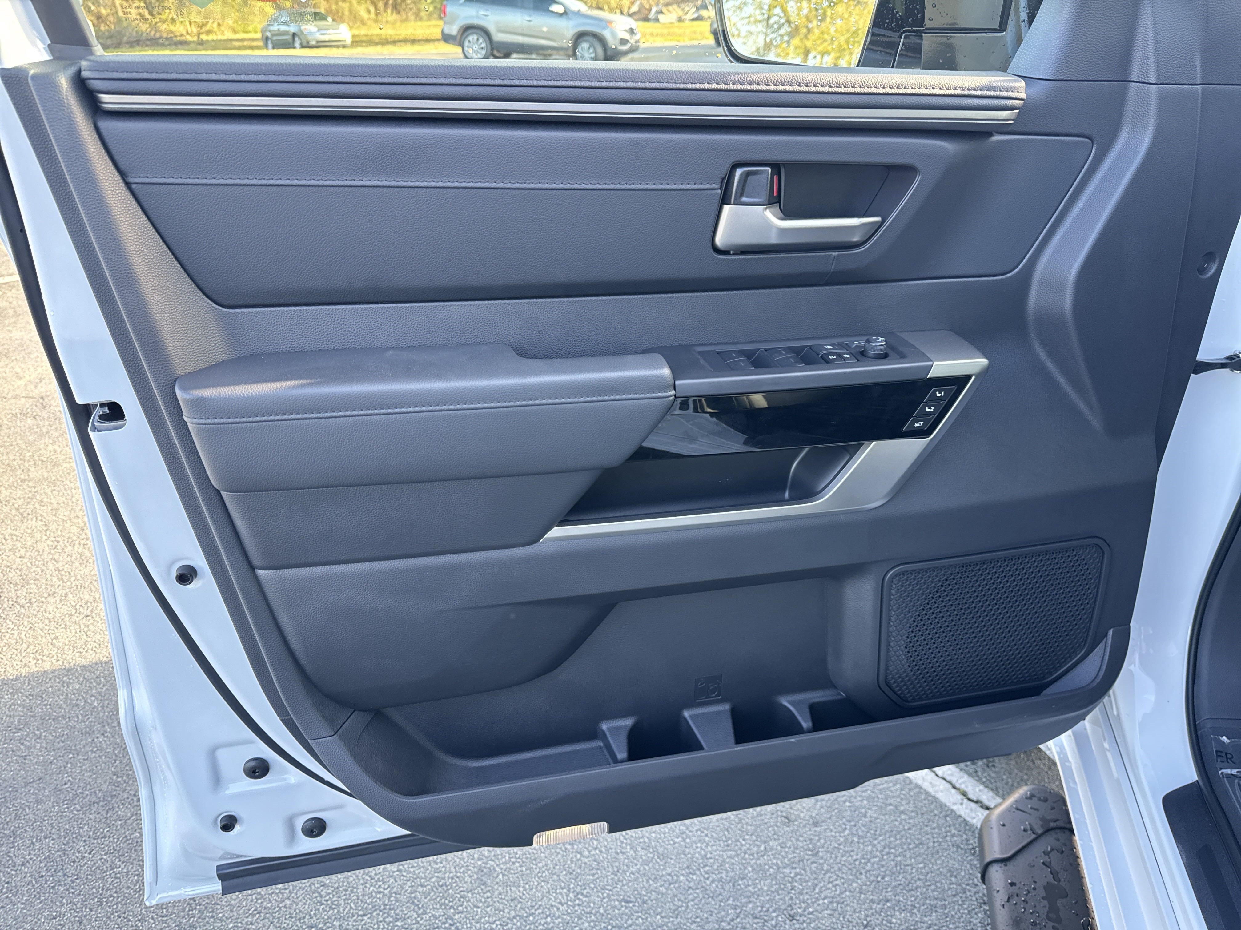 New 2025 Toyota Tundra Limited AWD/4WD image 22