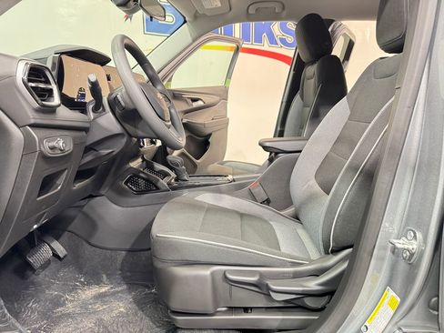 New 2026 Chevrolet TrailBlazer LS image 8