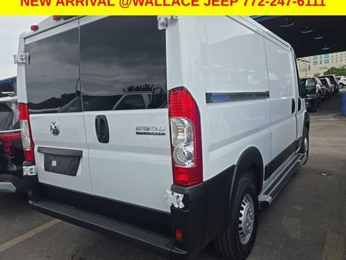 Used 2025 RAM ProMaster 2500 w/ U-Haul Equipment Group FWD image 6