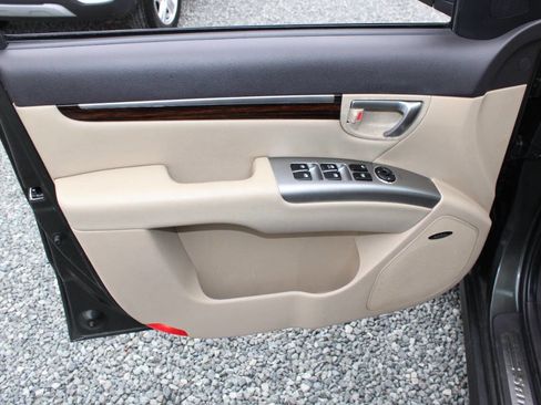 Used 2011 Hyundai Santa Fe Limited image 20