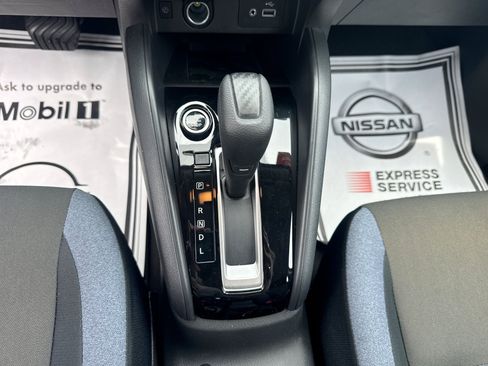Used 2025 Nissan Versa SV w/ Trunk Package FWD image 19